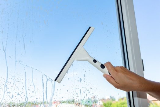 8 conseils pratiques pour garder vos fenêtres en PVC impeccables
