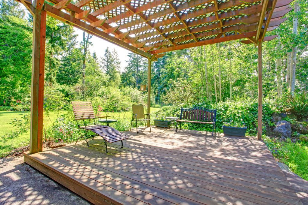 Les différents matériaux utilisables pour réaliser sa pergola de jardin