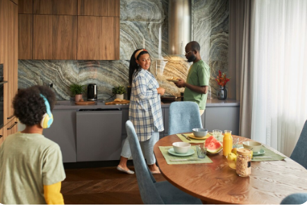 Aménager un coin repas dans une cuisine exiguë : idées inspirantes