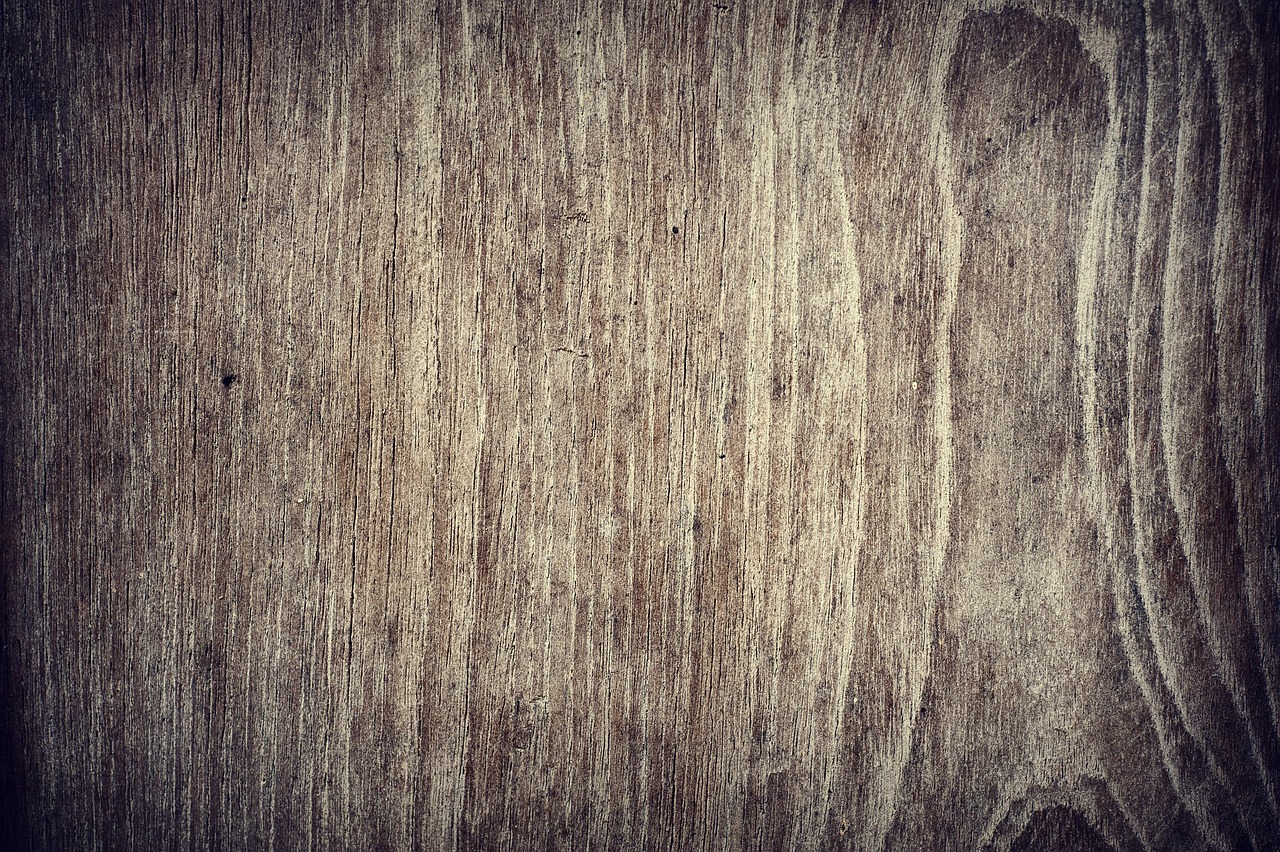 découvrez une large gamme de matériaux de revêtement de sol adaptés à tous les styles et budgets, pour embellir et protéger vos espaces intérieurs et extérieurs.