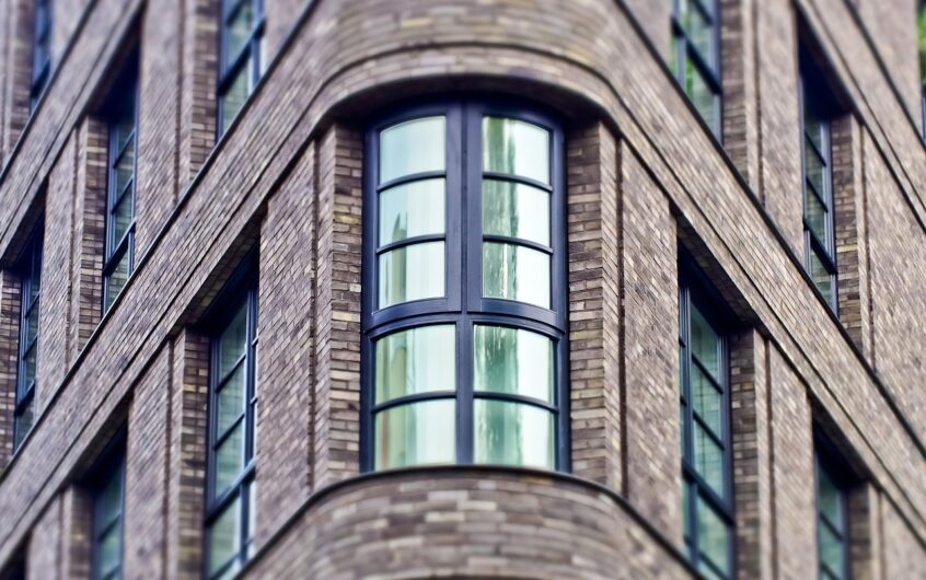 Maçonnerie moderne : matériaux durables pour bâtiments professionnels