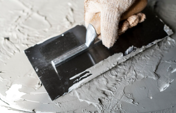 Polystyrène expansé : attention à l’exposition aux UV avant l’enduit