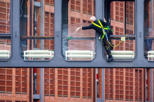 Nettoyage facile pour garder la transparence du verre