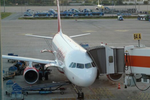 Accès regards sous terrasse : prévoir une trappe