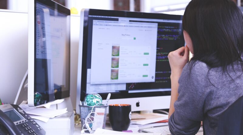 découvrez le logiciel plm qui centralise les données produit, optimise la collaboration et accompagne chaque étape du cycle de vie de vos produits.